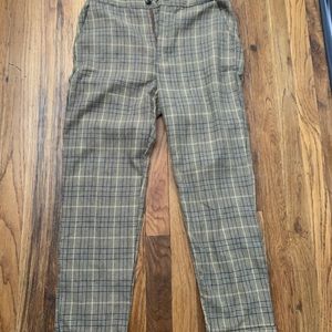 Cute plaid pants!